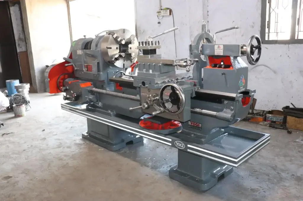 7 Feet Heavy Duty Lathe Machine